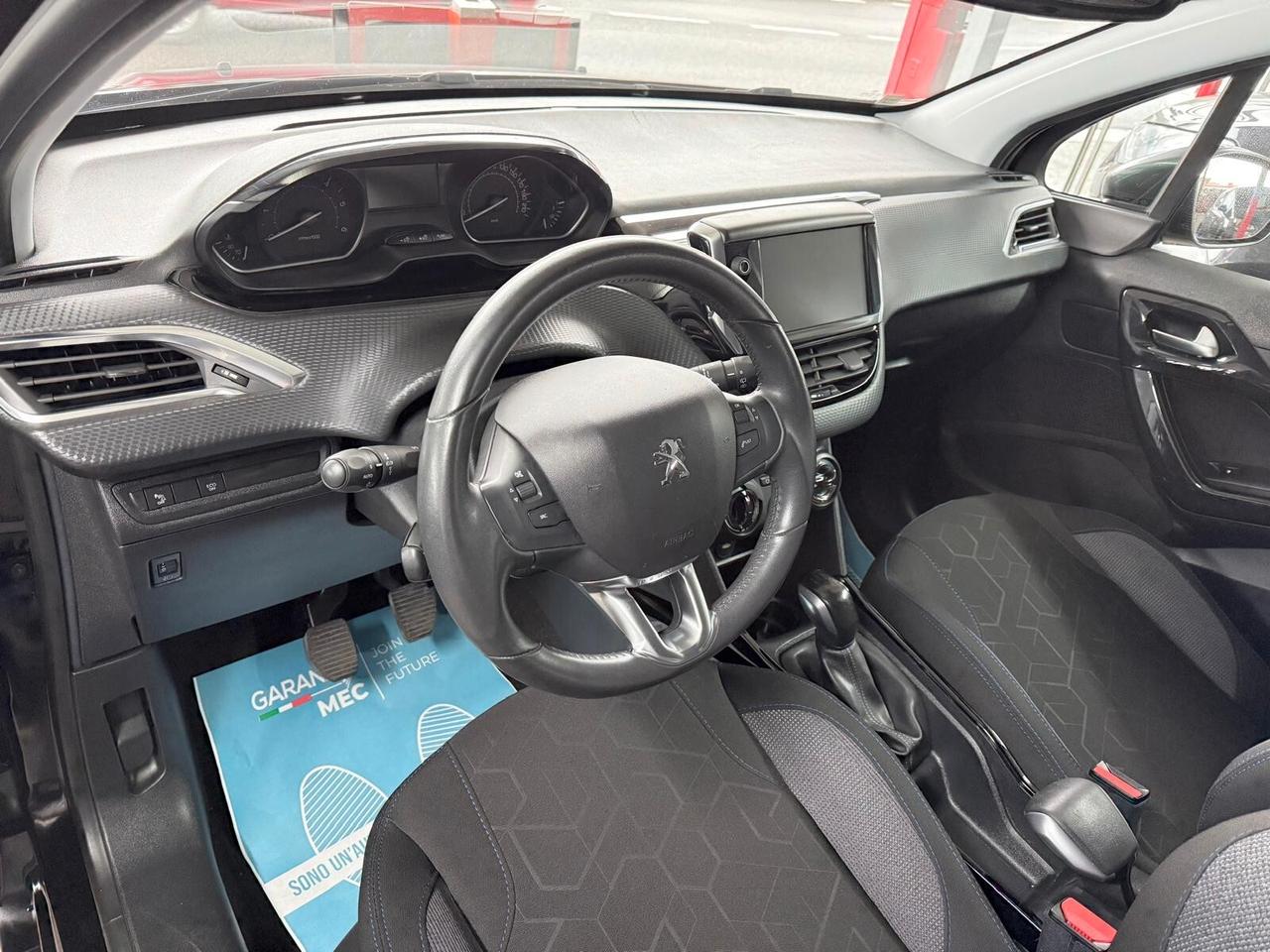 Peugeot 2008 BlueHDi 100 S&S Signature