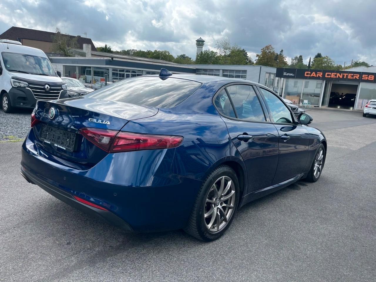 Alfa Romeo Giulia 2.0 Turbo 200 CV AT8 Super