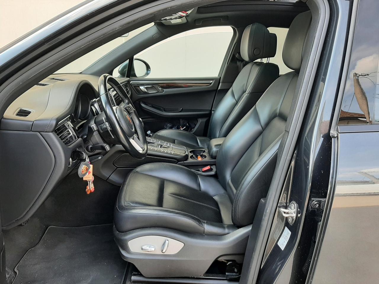 Porsche Macan 2.0 Turbo PDK 245cv MY 2019