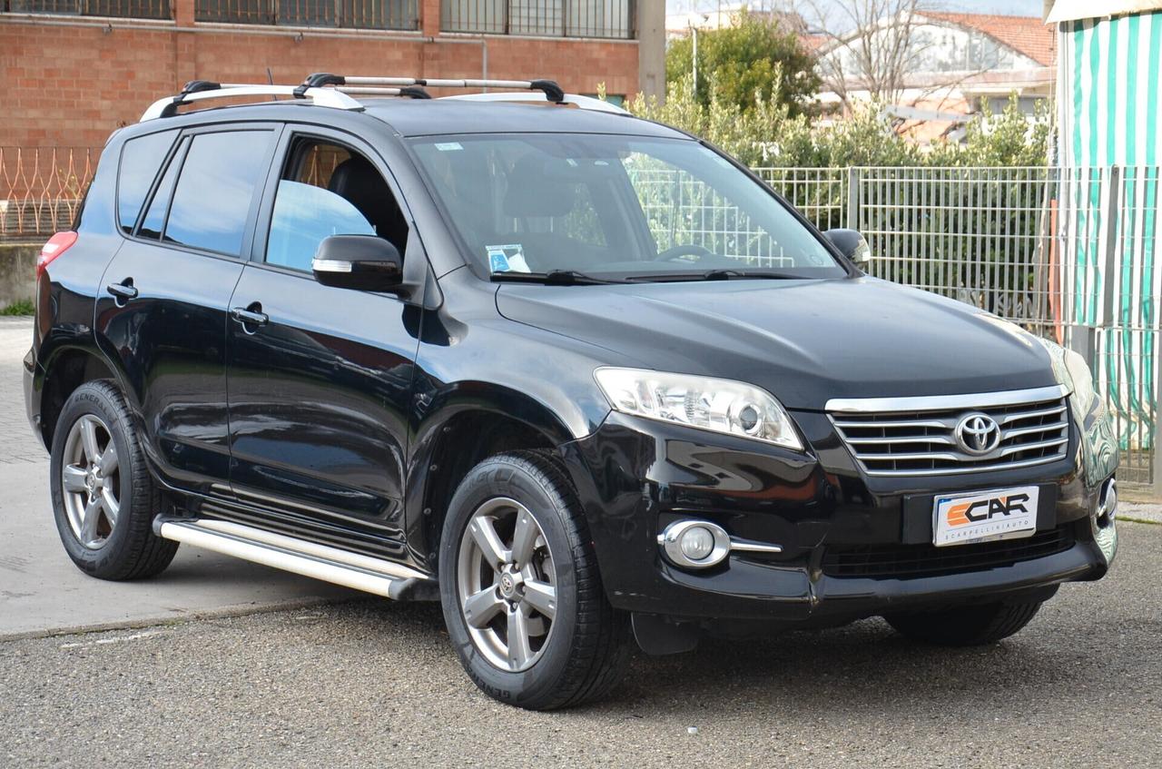 Toyota RAV 4 RAV4 2.2 D-4D 150 CV Lounge