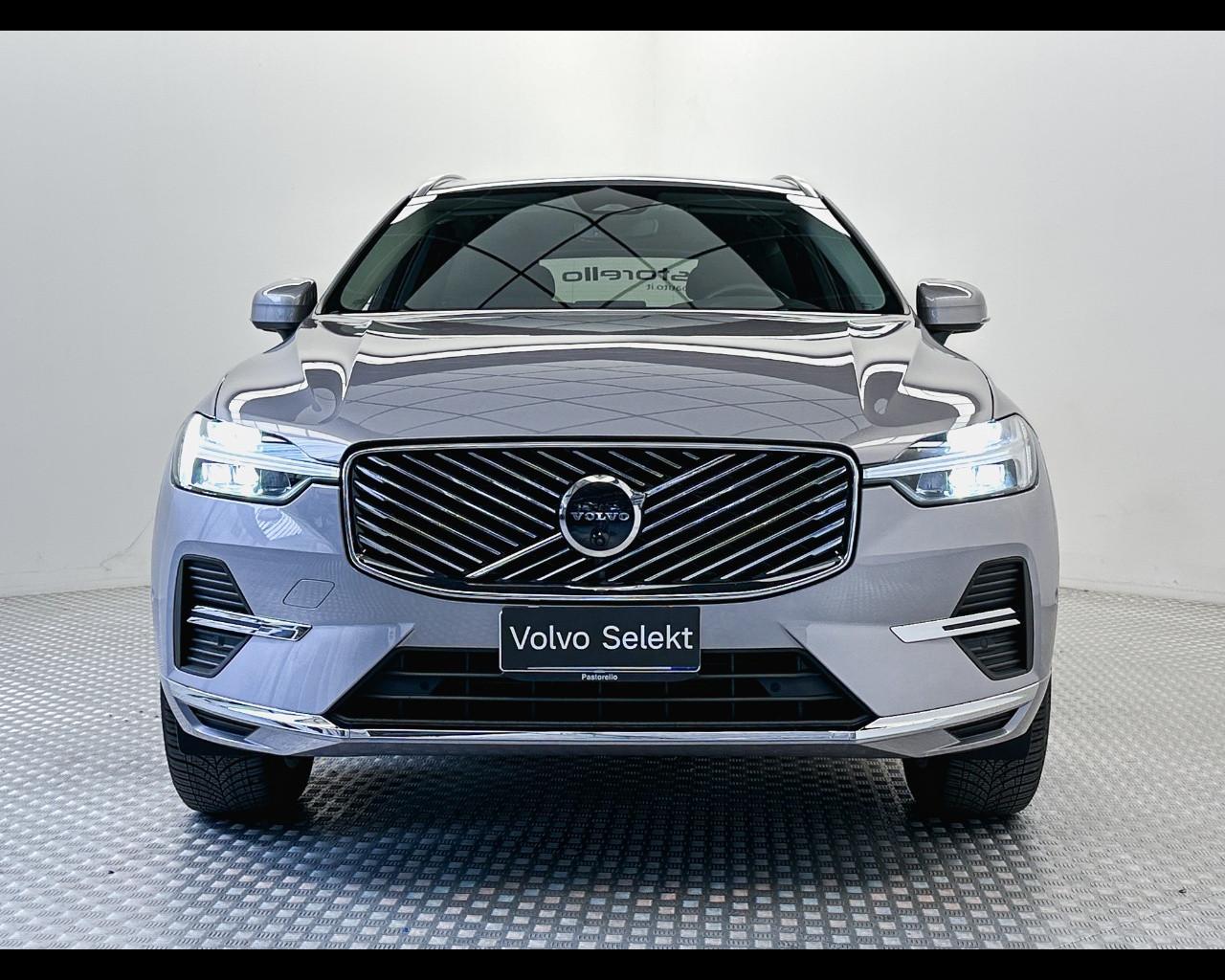 VOLVO XC60 Plus Bright B5 AWD AUT