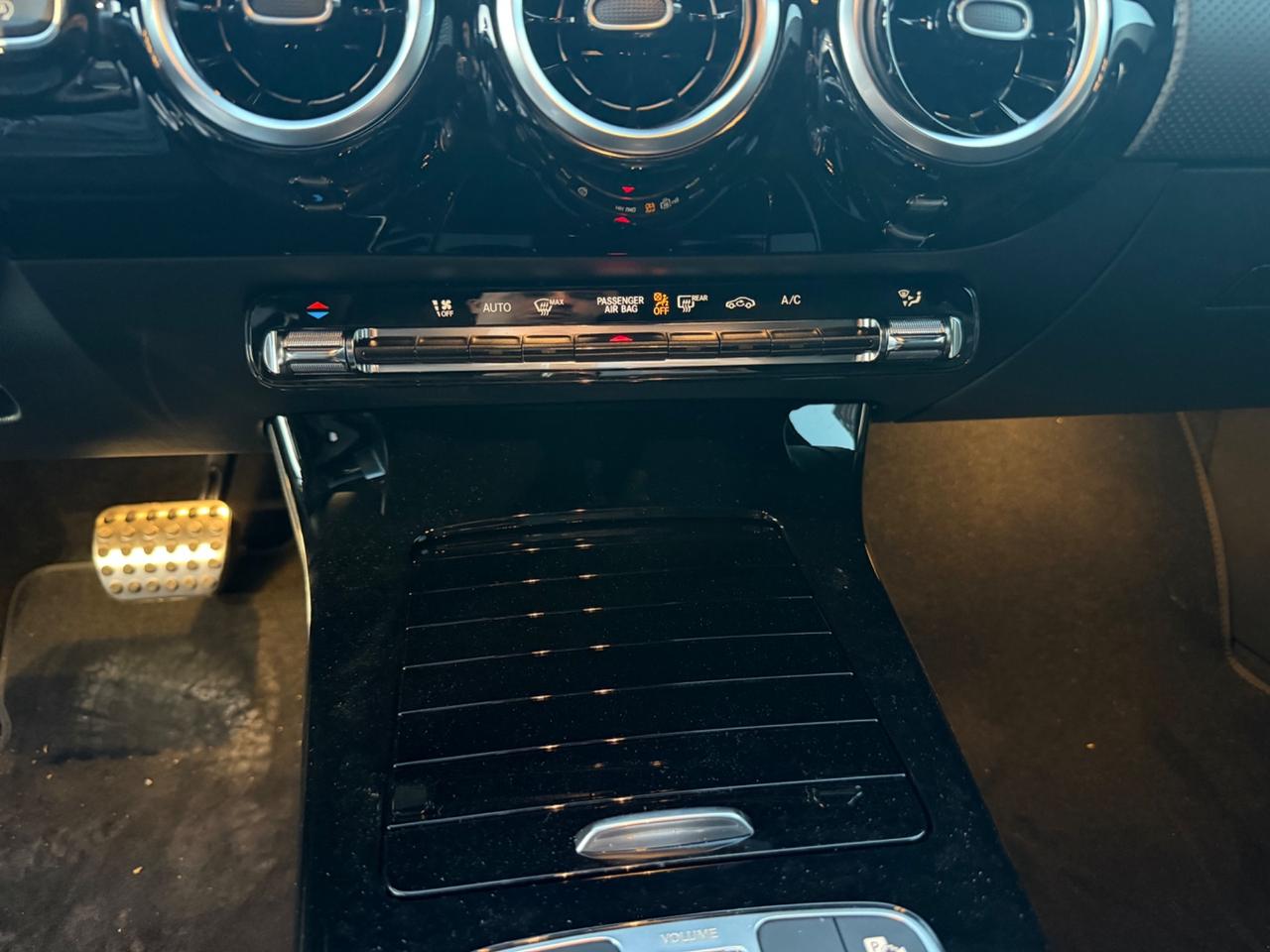 Mercedes-benz A 180 d Automatic AMG Line Premium