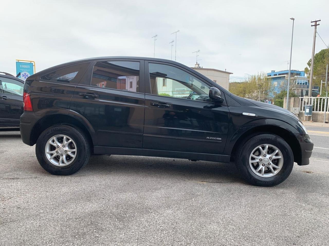 Ssangyong Actyon 2.0d Sport 4x4 Unicop. Neopat.