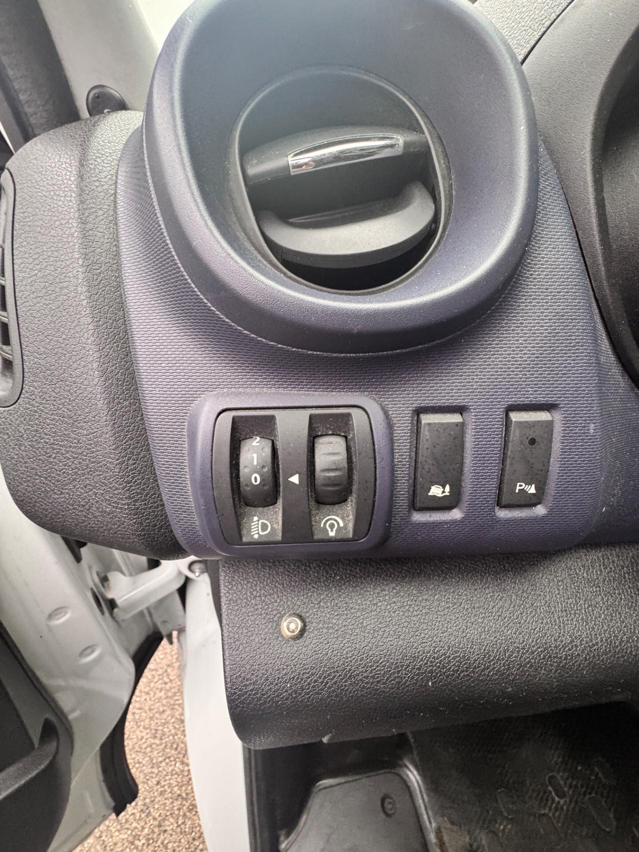 Opel Vivaro B 1.6 CDTI 115CV – 2015 –