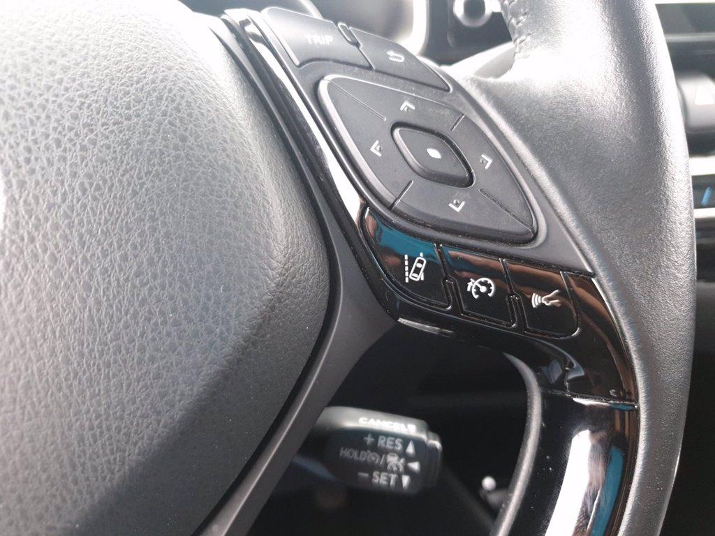 TOYOTA C-hr 2.0h lounge e-cvt del 2022