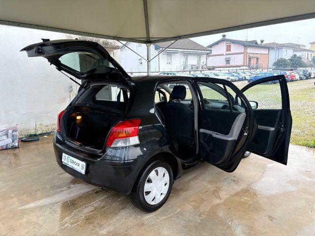 TOYOTA Yaris 1.0 5 porte OK NEIèATENTATI BòUETHOOT