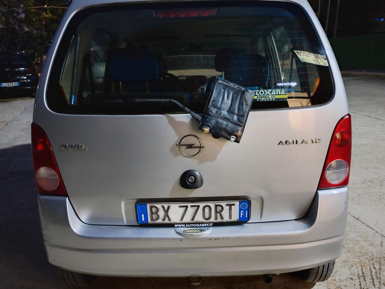 Opel Agila 1.2 16V Comfort