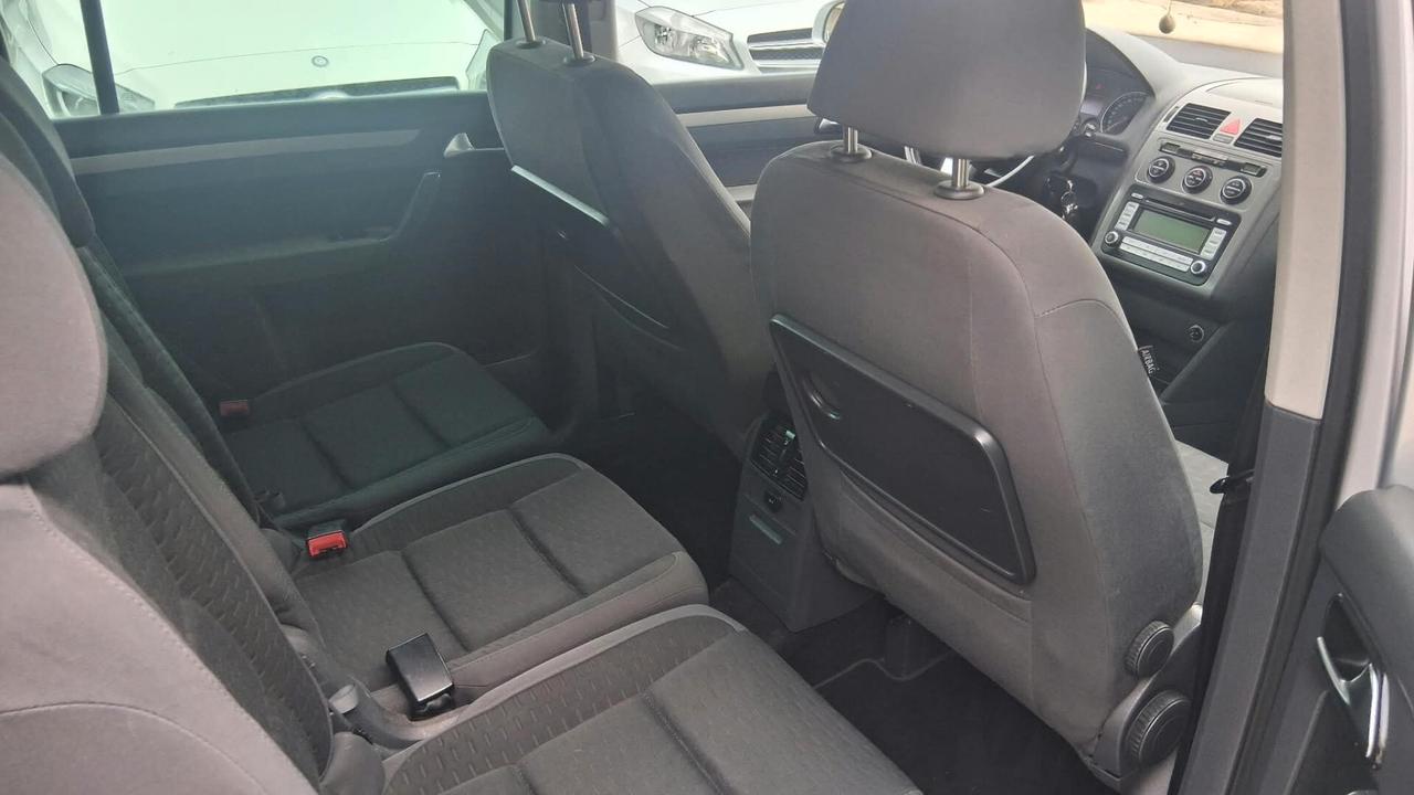 Volkswagen Touran 2.0 Highline Ecofuel