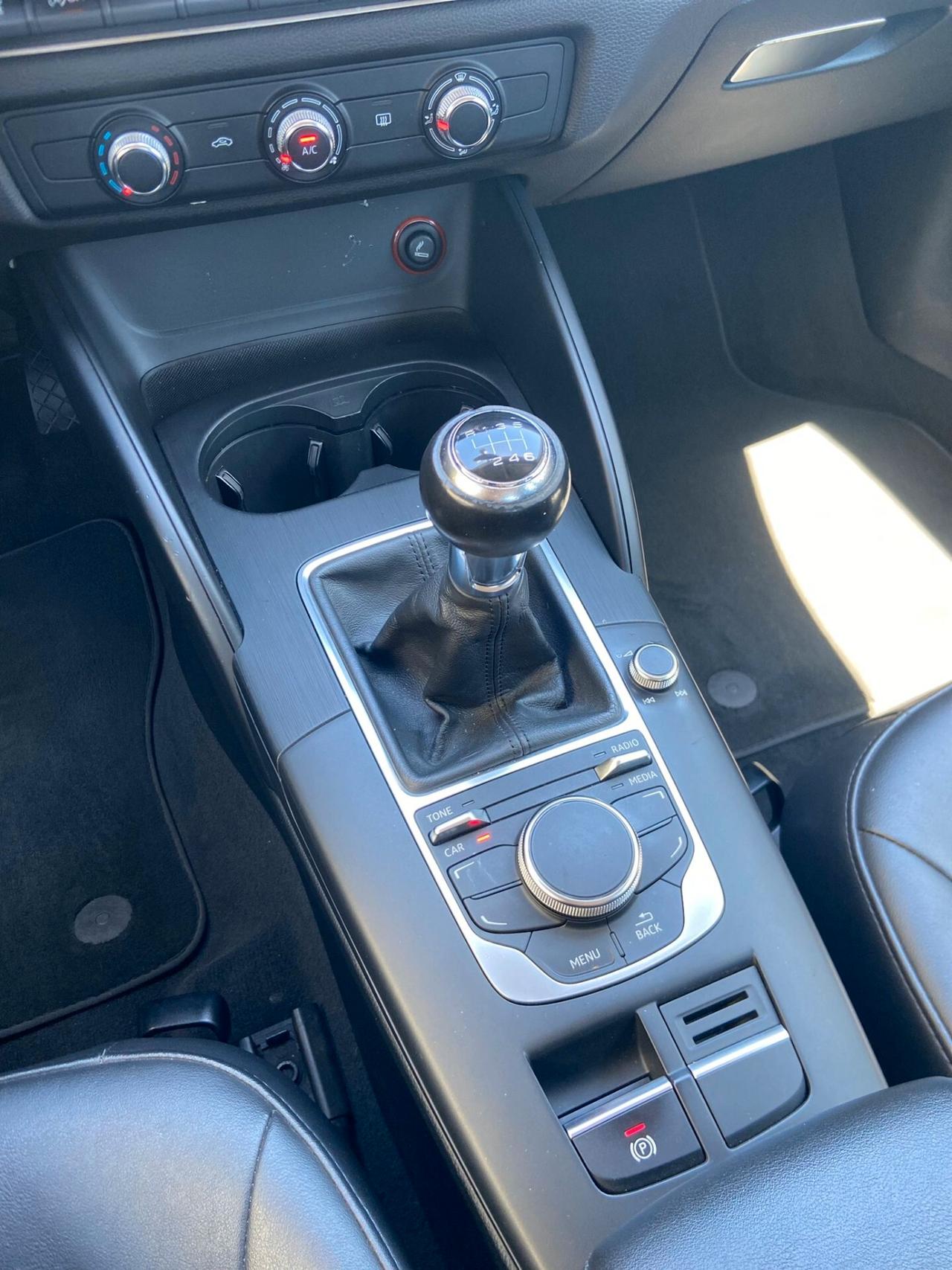Audi A3 Sportback 1.6 tdi 105cv (77kw) Ambition