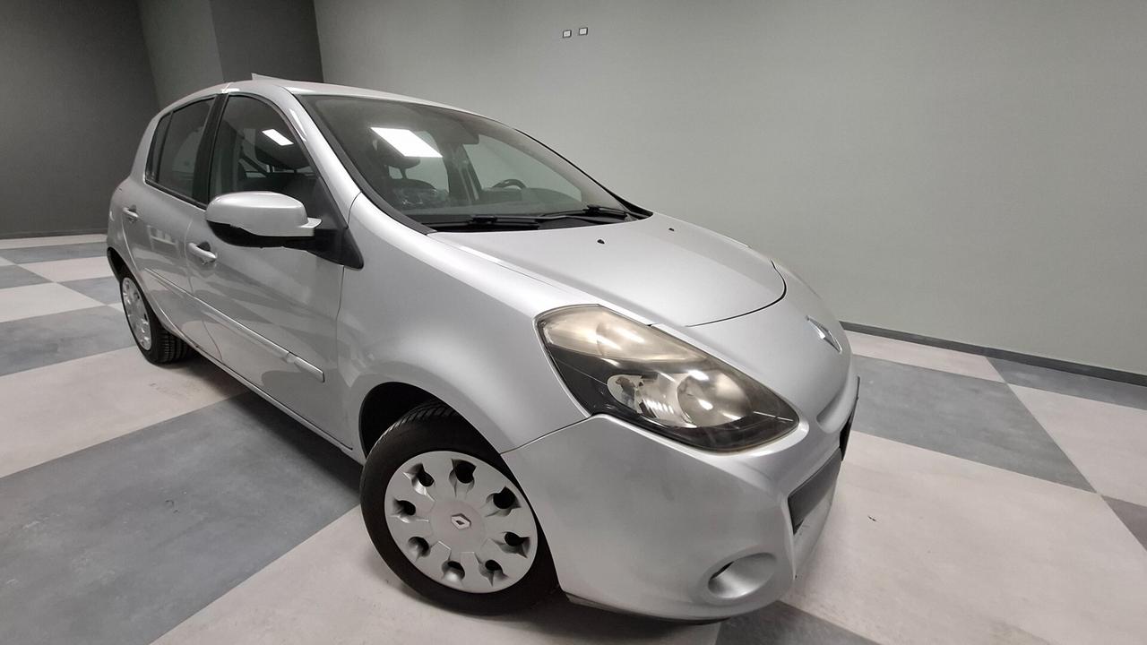 Renault Clio 1.2 16V 5 porte Live!