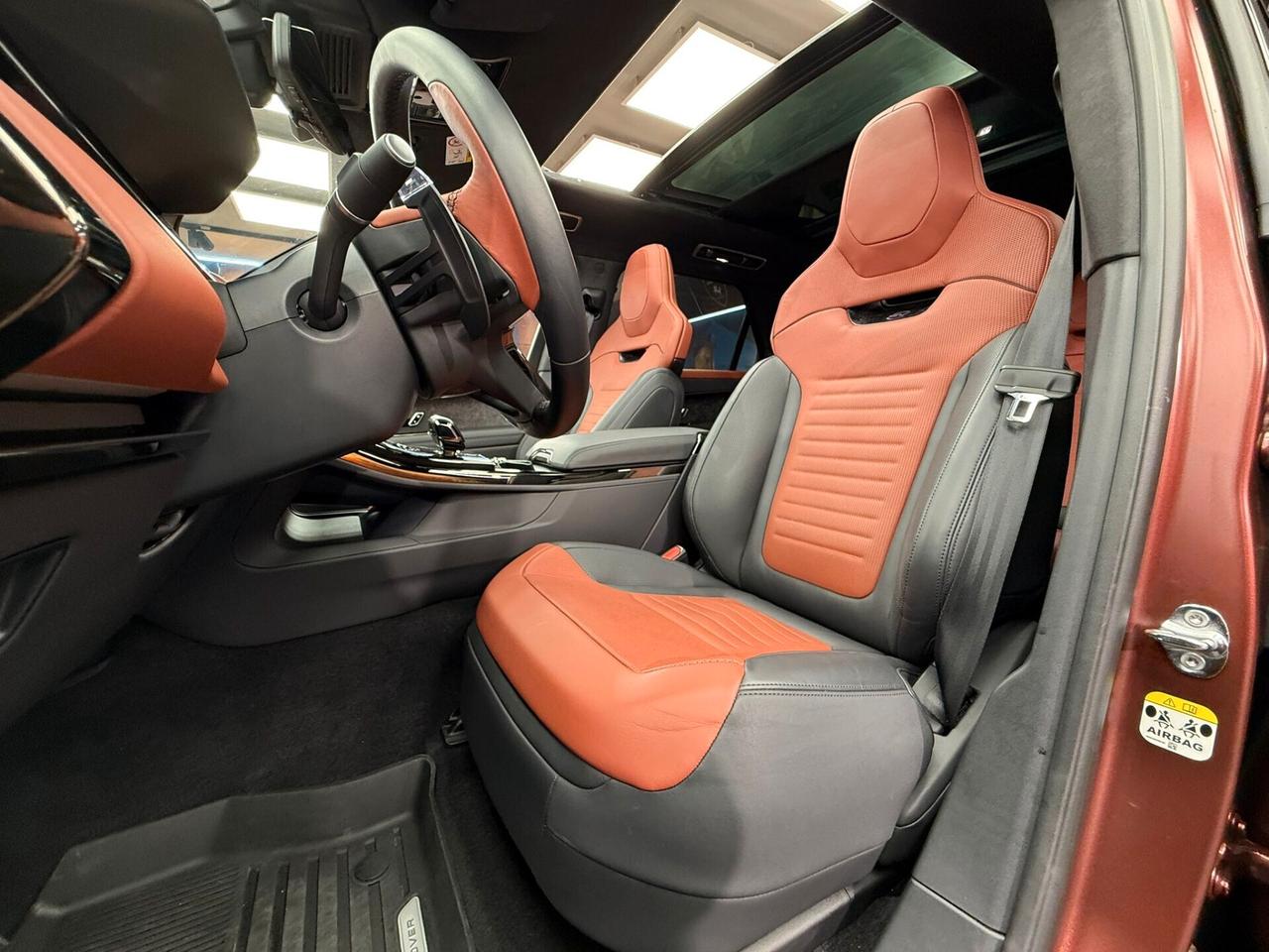 Land Rover Range Sport 4.4 V8 635 CV SV Edition Two (410)