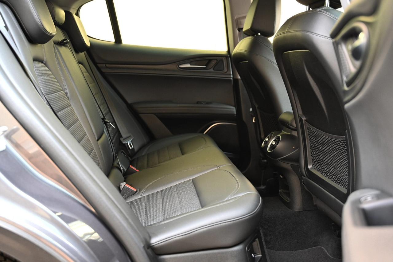 Alfa Romeo Stelvio 2.2 Turbodiesel 210 CV AT8 Q4 Super