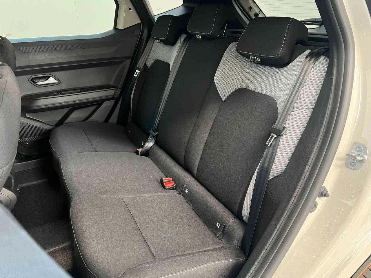Dacia Duster Hybrid 155 CV Journey