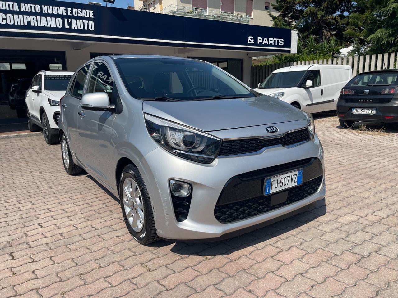Kia Picanto 1.0 12V 5 porte Cool