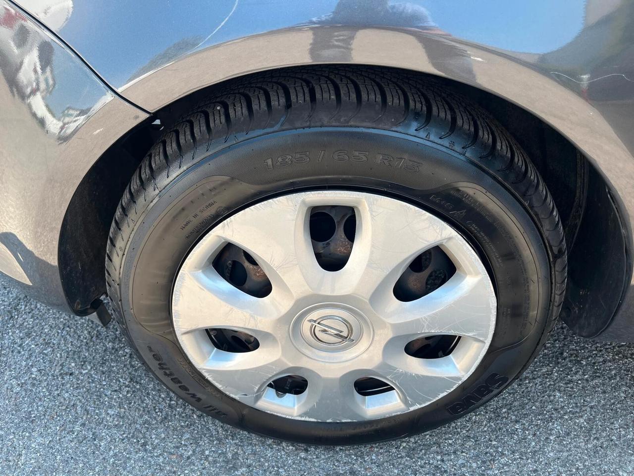 Opel Corsa 1.2 80CV 5 porte GPL-TECH **NEOPATENTATI**