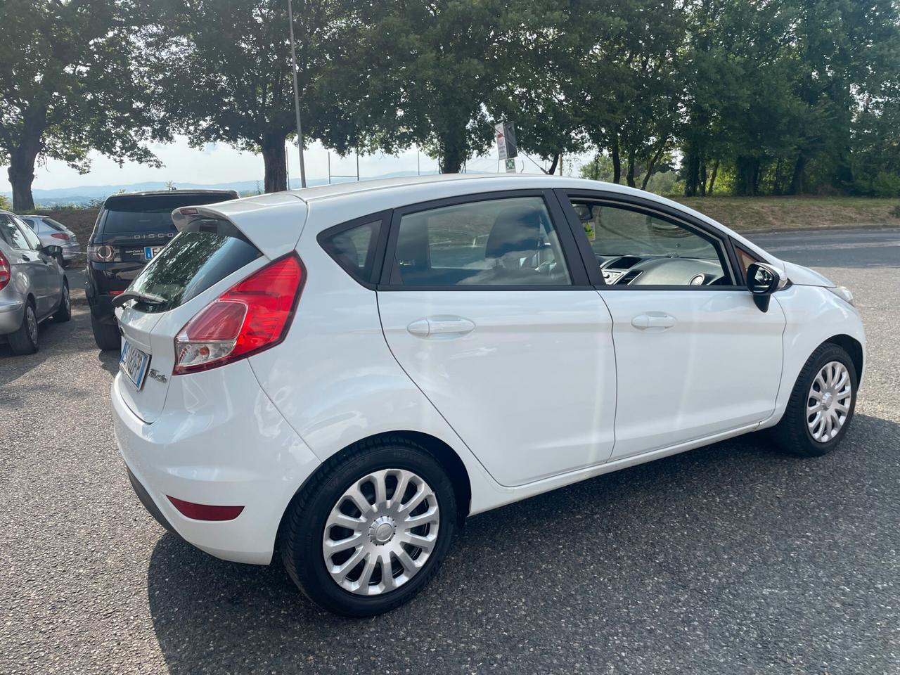 Ford Fiesta 1.5 TDCi 75CV 5 porte Business