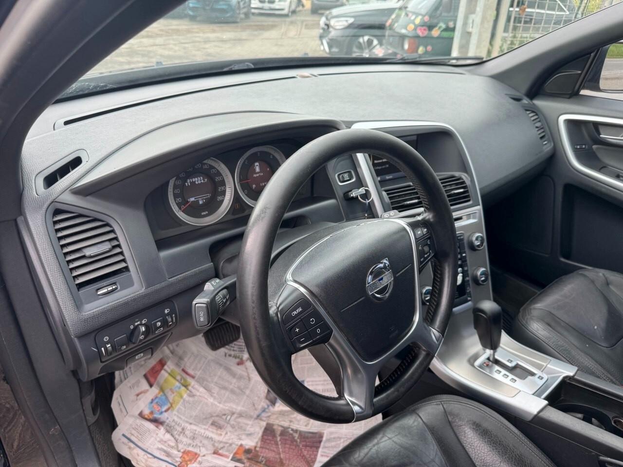 Volvo XC 60 XC60 D5 AWD Geartronic Kinetic