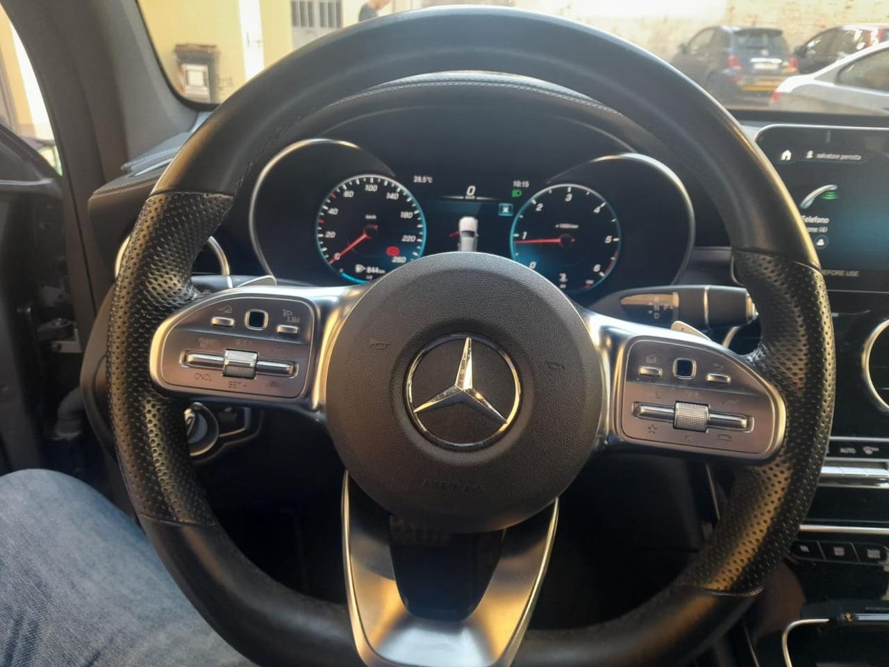 Mercedes-Benz GLC 220 Premium Plus #11059