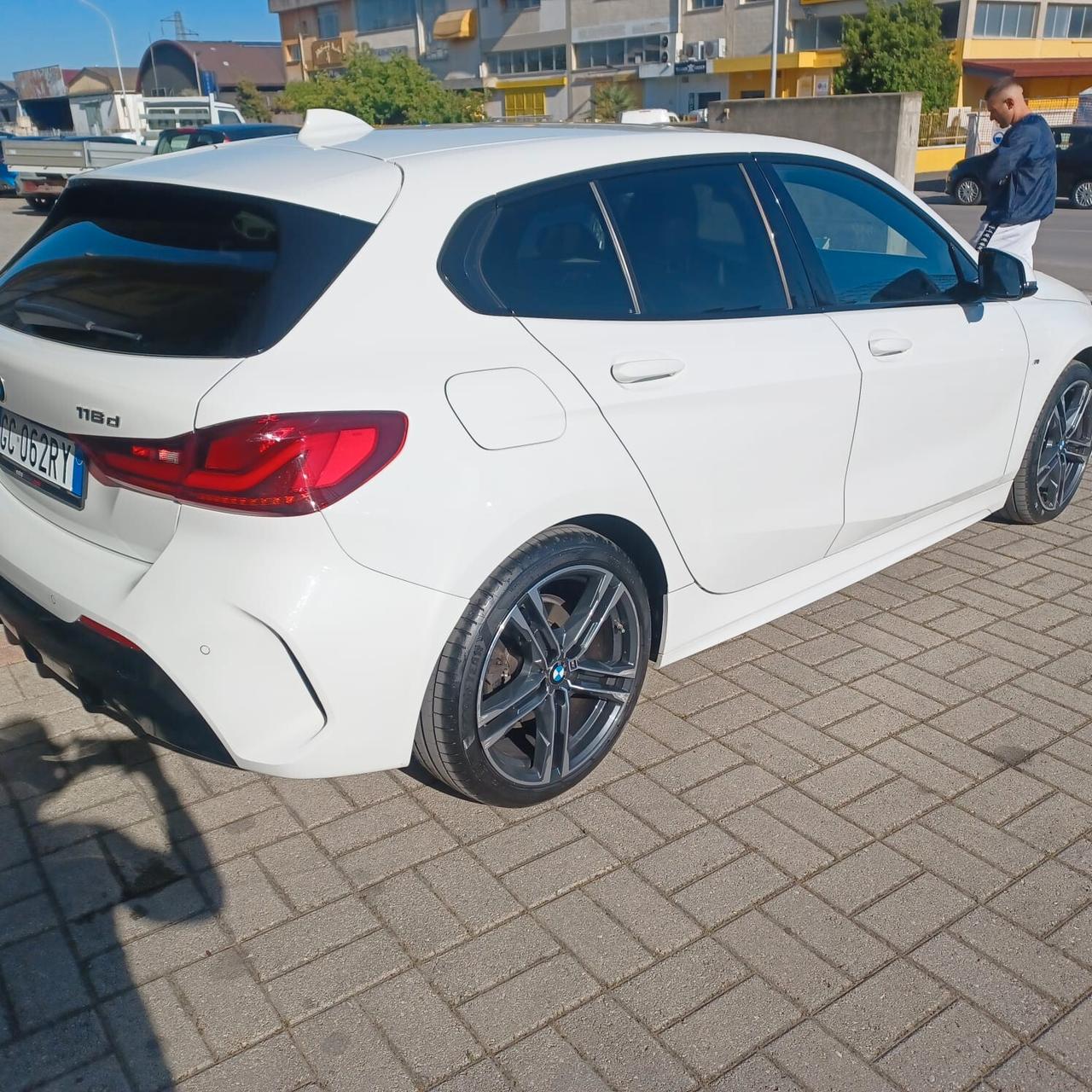 76558KM BMW SERIE 1 1.5 MSPORT AUTOM PERFETTO