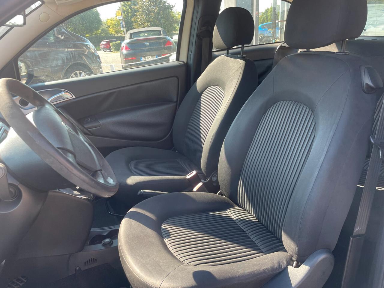 Lancia Ypsilon 1.3 MJT 75 CV Platinum