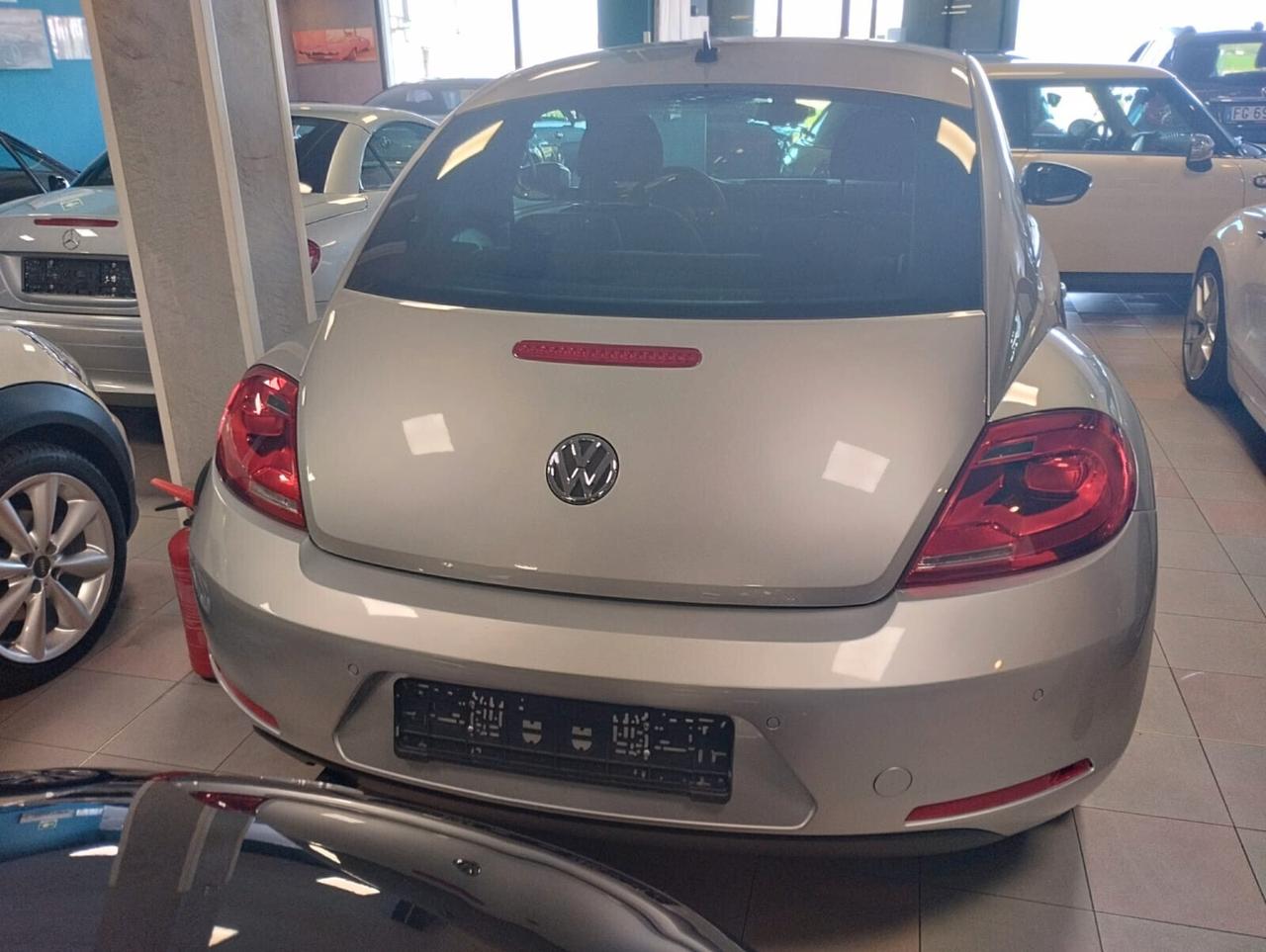 Volkswagen Maggiolino 1.2 TSI Design adatta a neopatentati