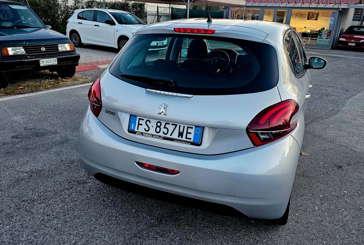 Peugeot 208 IBlueHDi 75 5 porte Allure