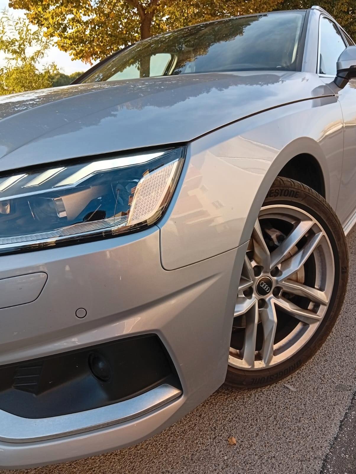 Audi A4 Avant 40 TDI quattro S tronic Business