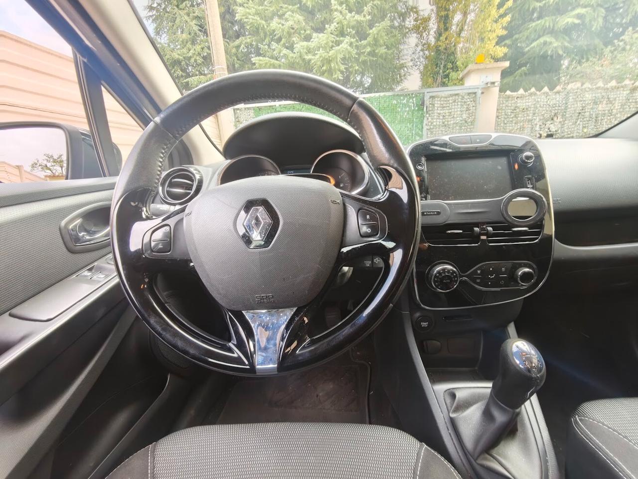 Renault Clio 1.2 75CV 5 porte ESENZIONE BOLLO!