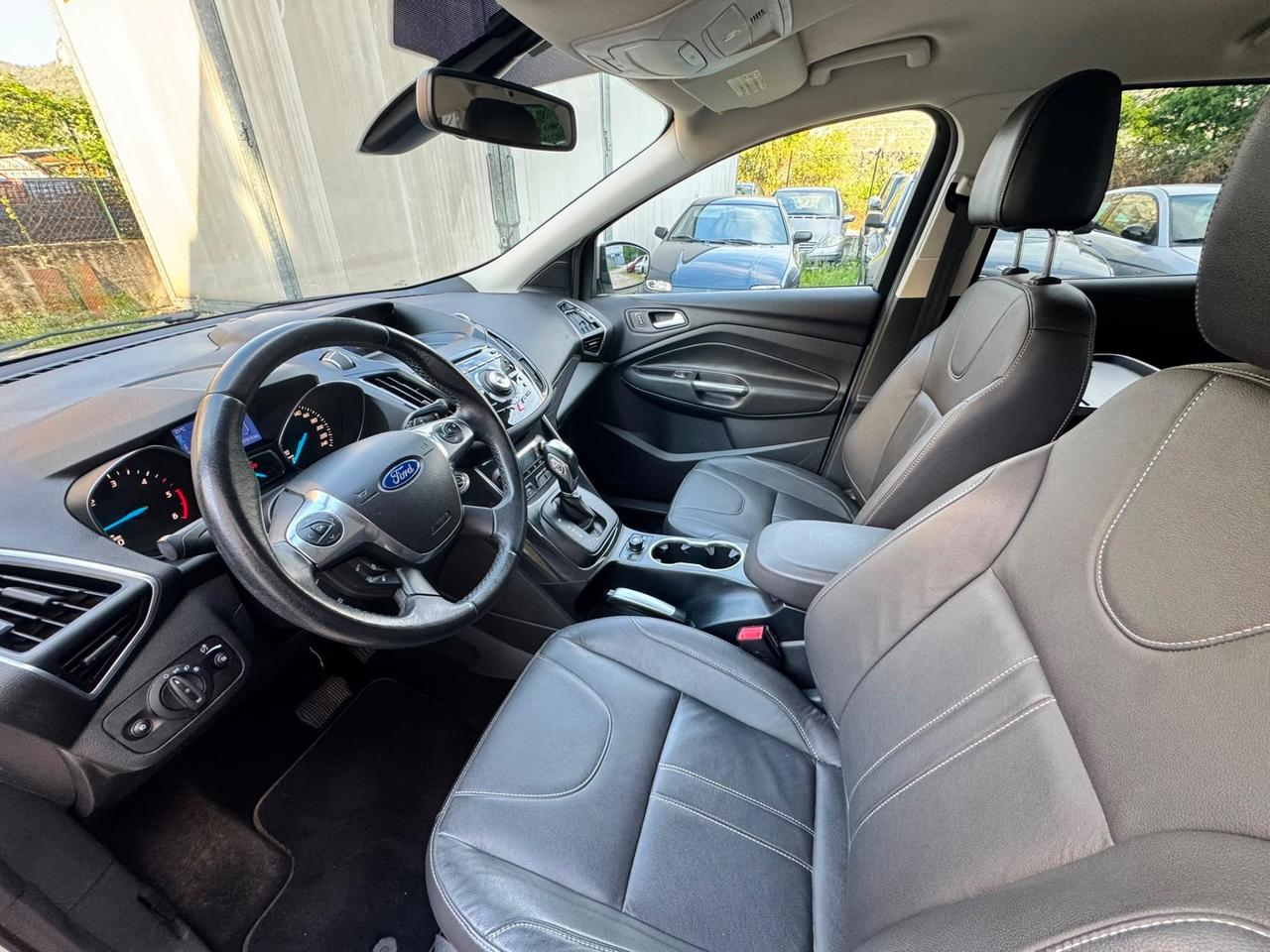 Ford Kuga 2.0 TDCI 163 CV 4WD Powershift Titanium