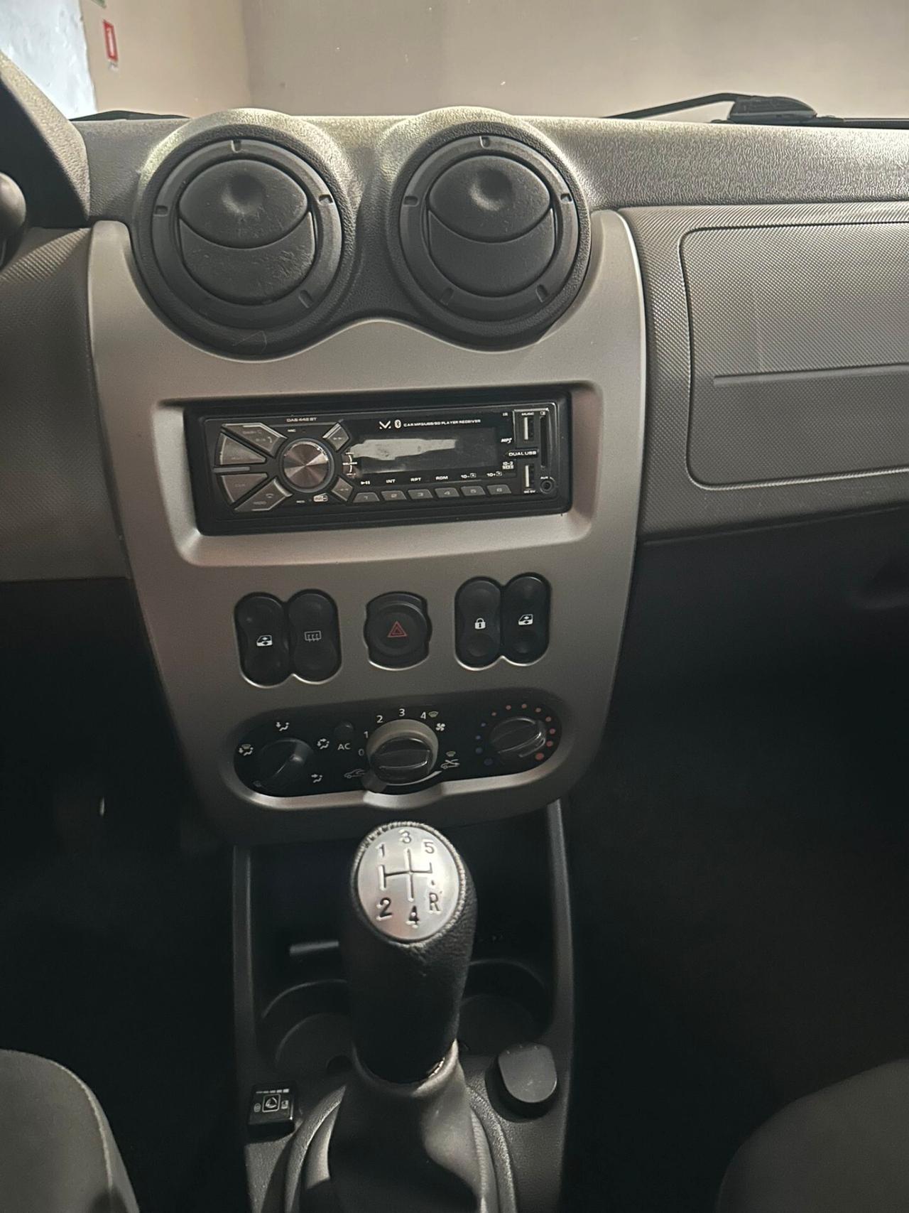 Dacia Sandero 1.4 8V GPL Lauréate