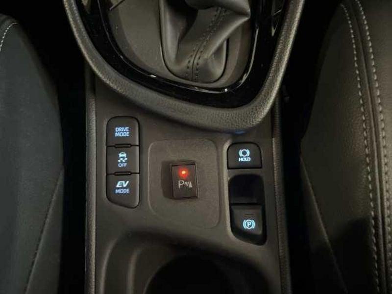 Toyota Yaris IV 1.5h Style