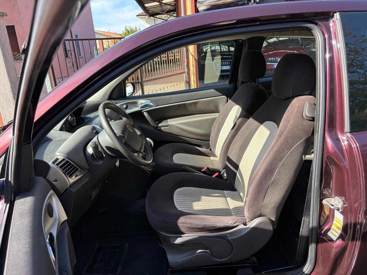 Lancia Ypsilon 1.2 BEZINA 2008 NEOPATENTATI