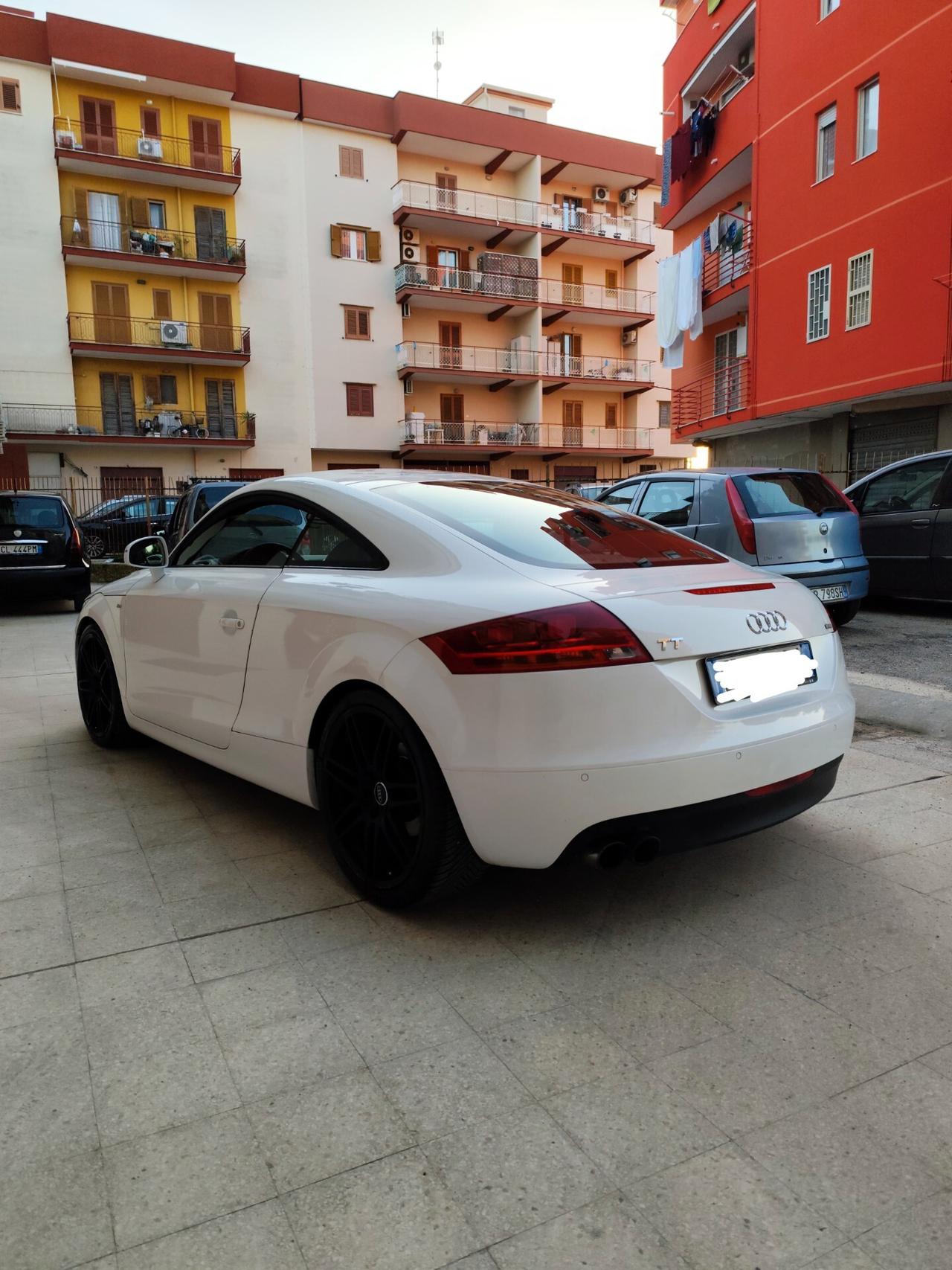 Audi TT 2.0 TFSI BENZINA 200 cv