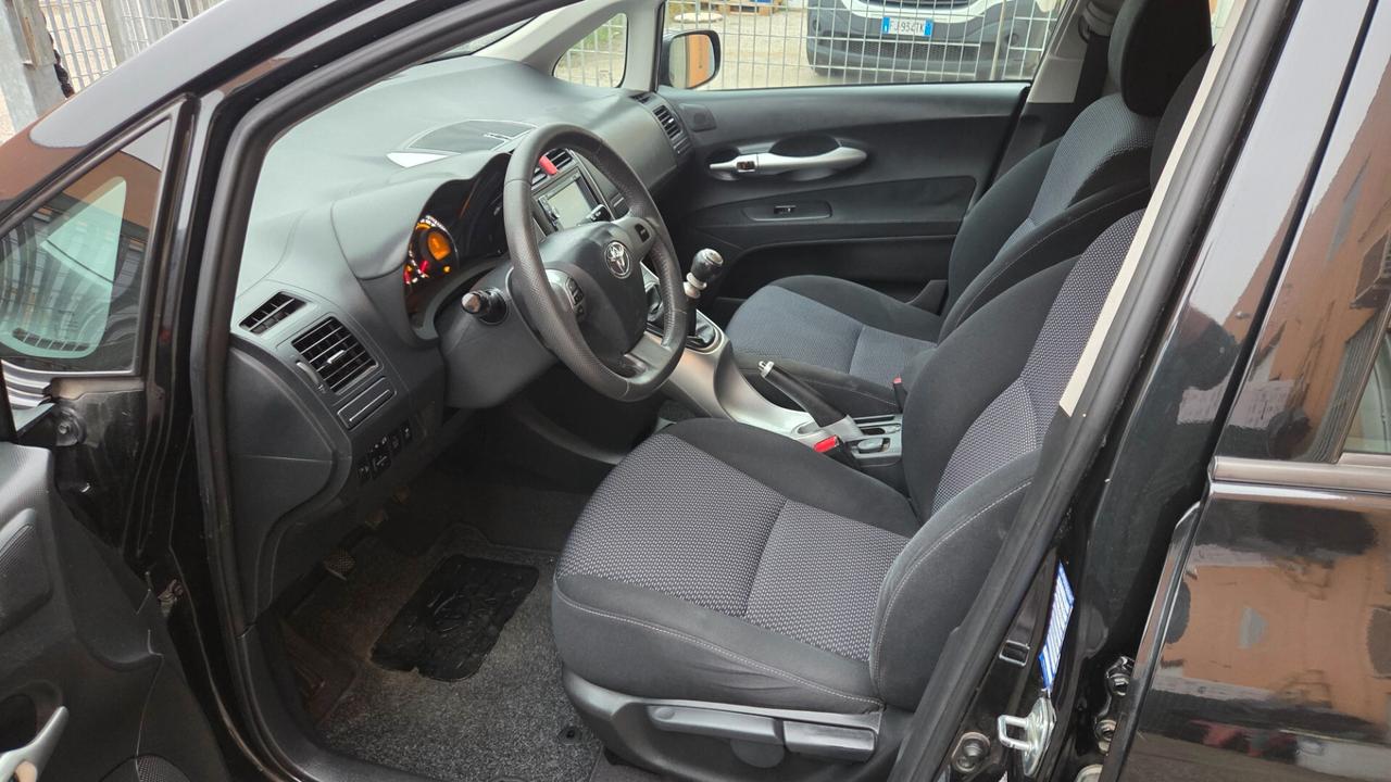 Toyota Auris 1.3 5 porte Active