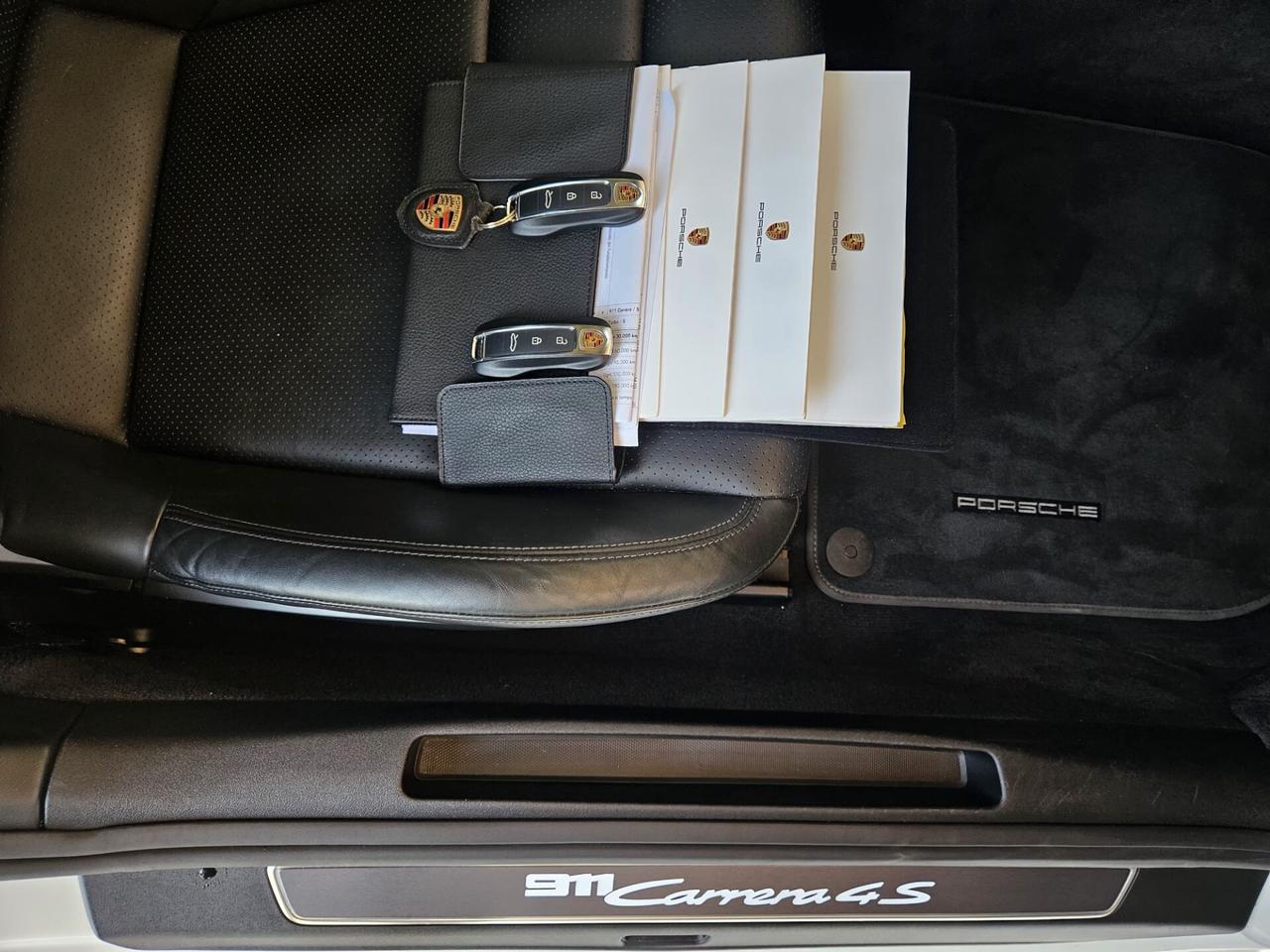 Porsche 992 4S Iva Esposta