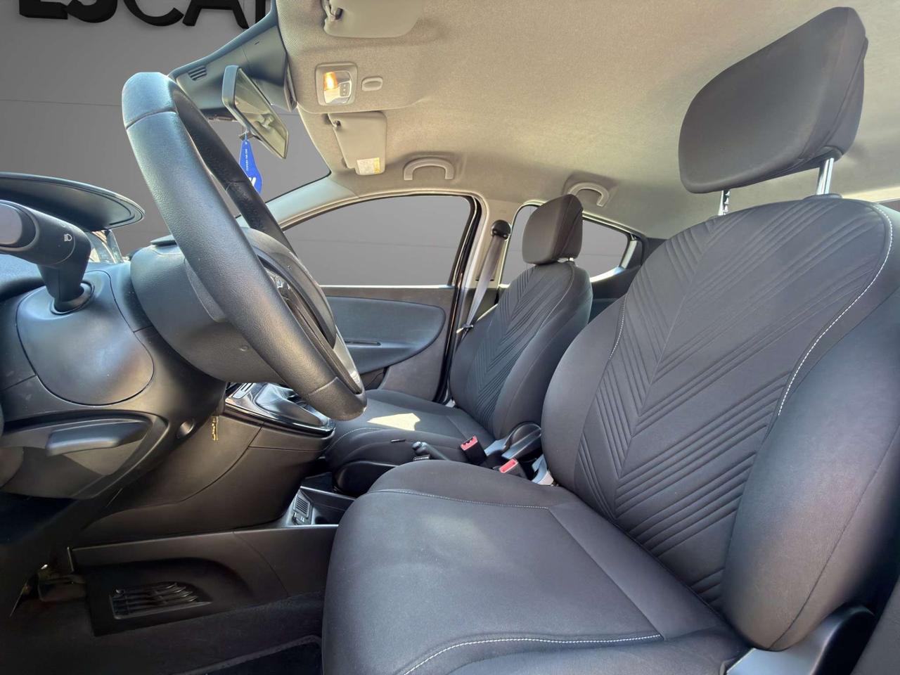 Lancia Ypsilon Ypsilon 1.0 Firefly Hybrid Gold