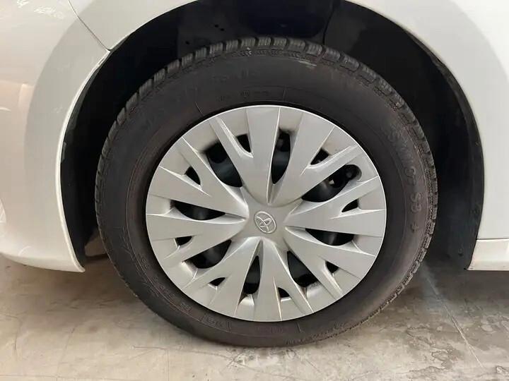 Toyota Yaris 1.5 Hybrid 5 porte Business AUTOCARRO