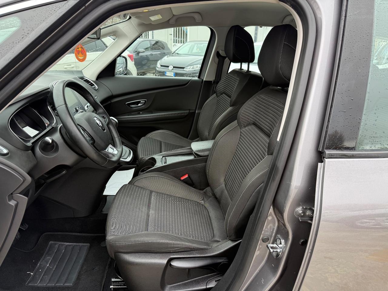 Renault Grand Scenic 1,7 dci 150CV -EDC- 7 POSTI