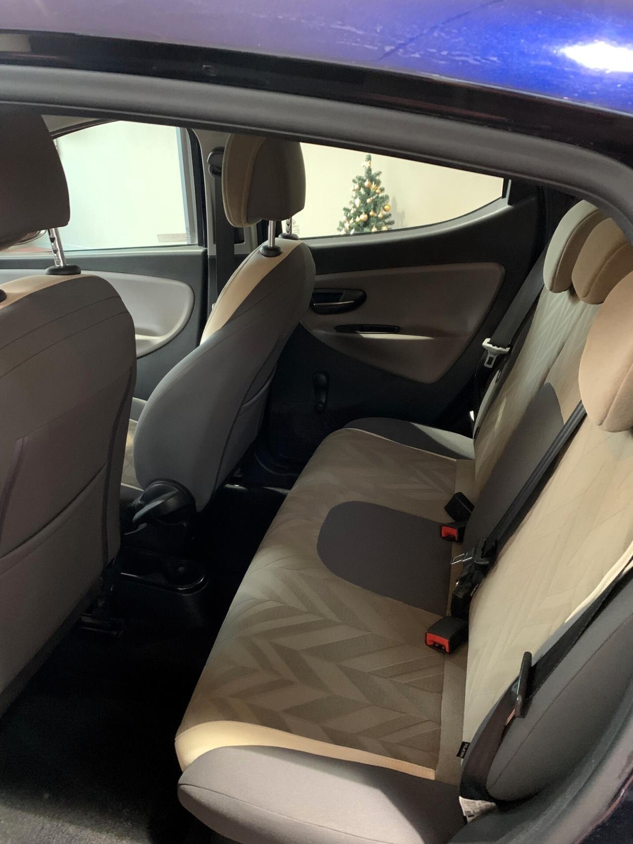 Lancia Ypsilon 1.2 69 CV 5 porte GPL Ecochic Gold-unico proprietario-