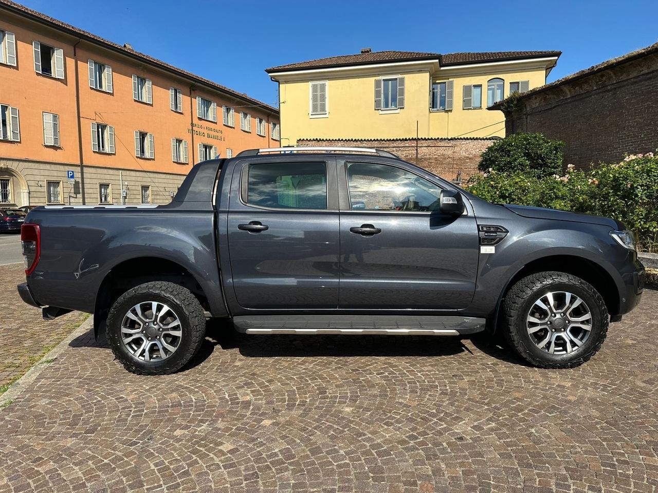 Ford Ranger 2.0 TDCi 213CV DC Wildtrak 5 posti