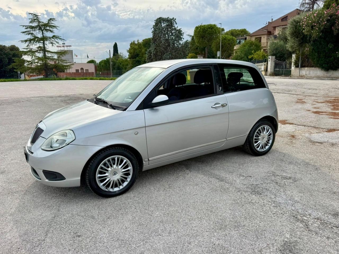 Lancia Ypsilon 1.2 Benzina Neopatentati Unicaproprietaria