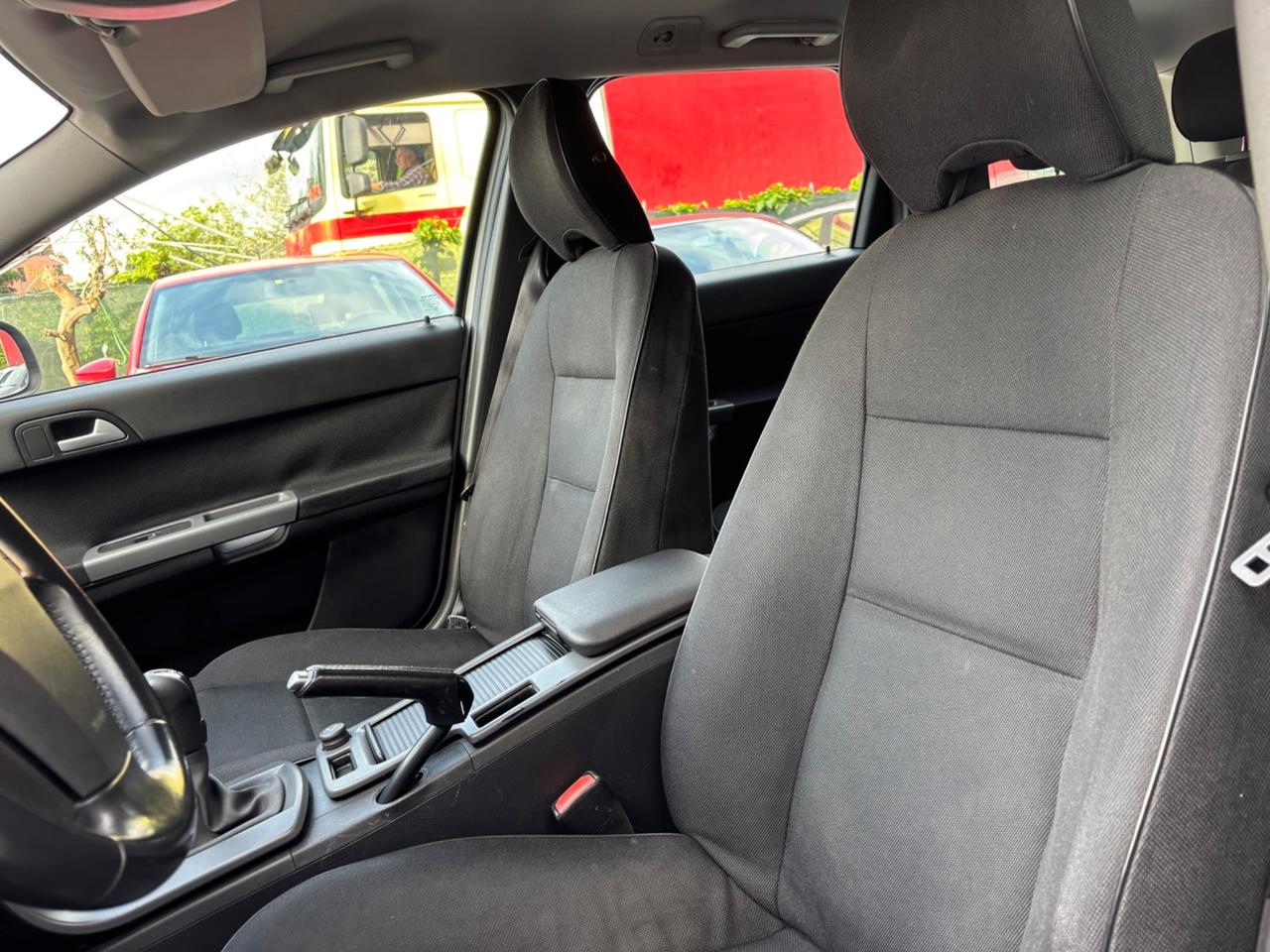 Volvo V50 D2 POLAR OK Neopatentati