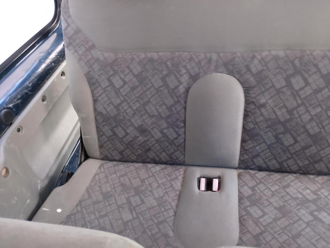 Opel Vivaro 27 1.9 DI PC-TN Combi
