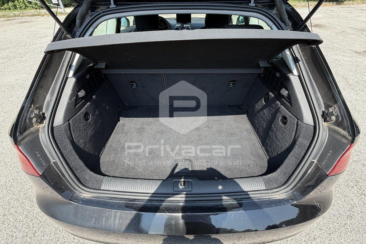 AUDI A3 1.6 TDI clean diesel Ambition