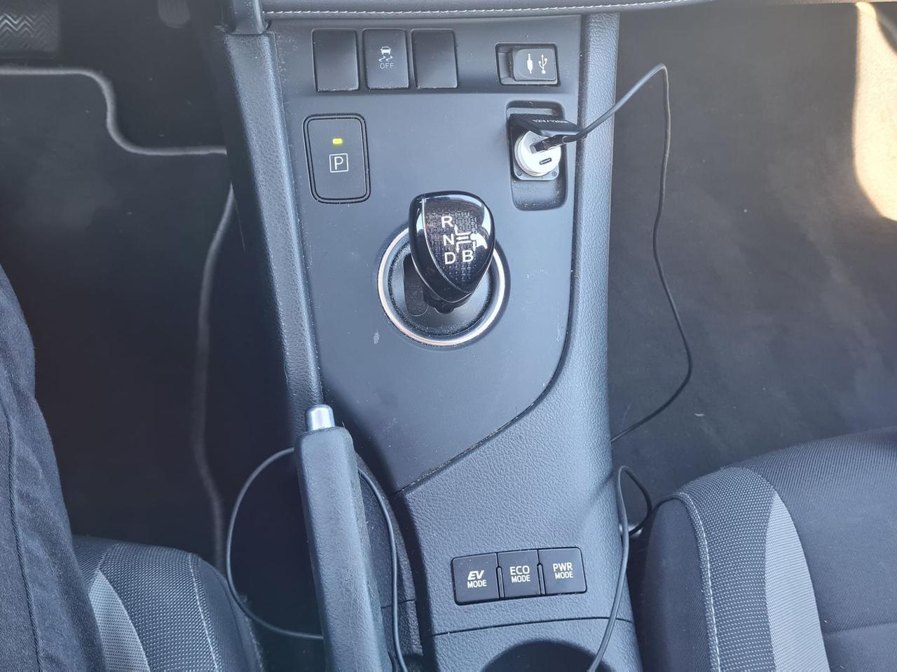 Toyota Auris 1.8 HEV Activ #7453