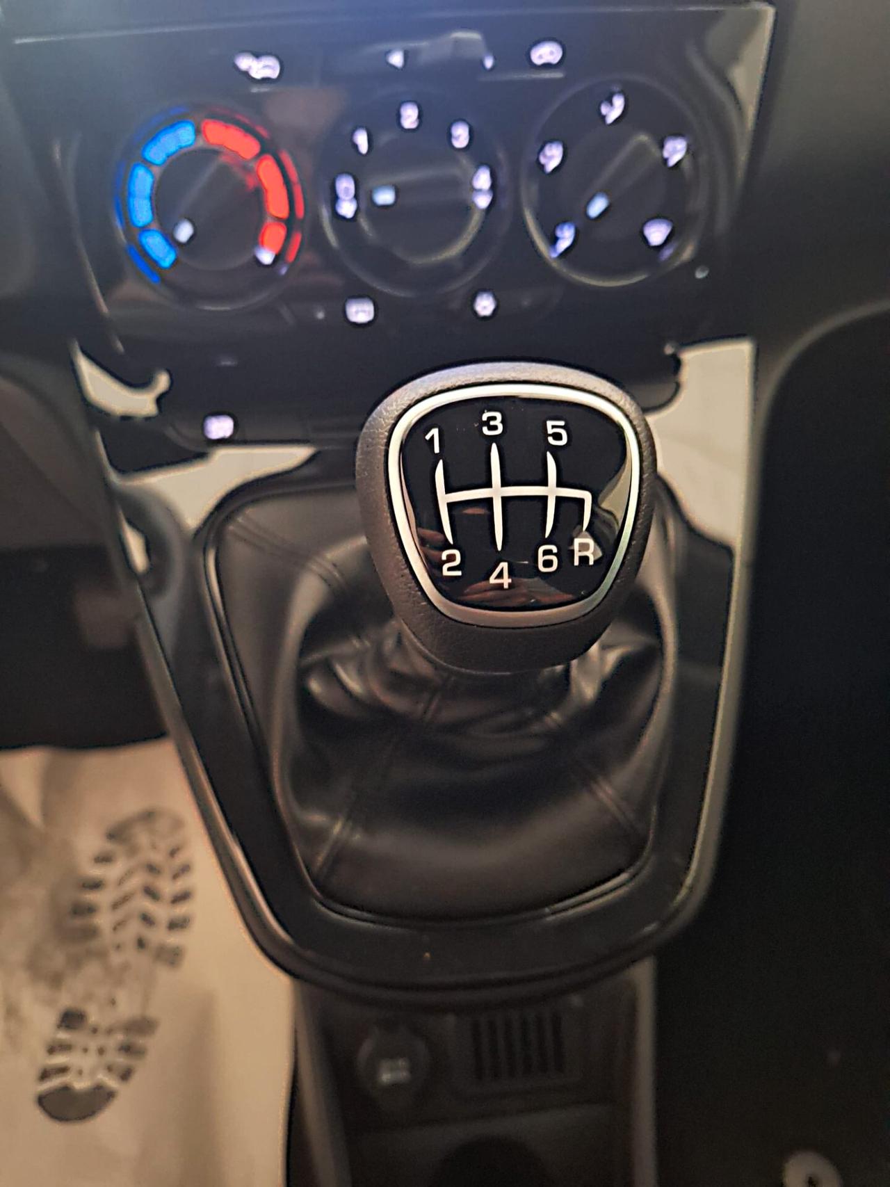 Lancia Ypsilon 1.0 FireFly 5 porte S&S Hybrid Oro n 101079