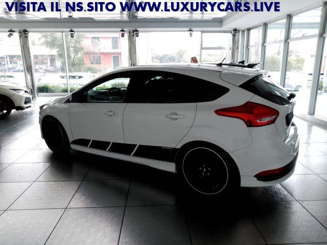 FORD Focus 2.0 EcoBoost 250 CV ST3 Limited edition