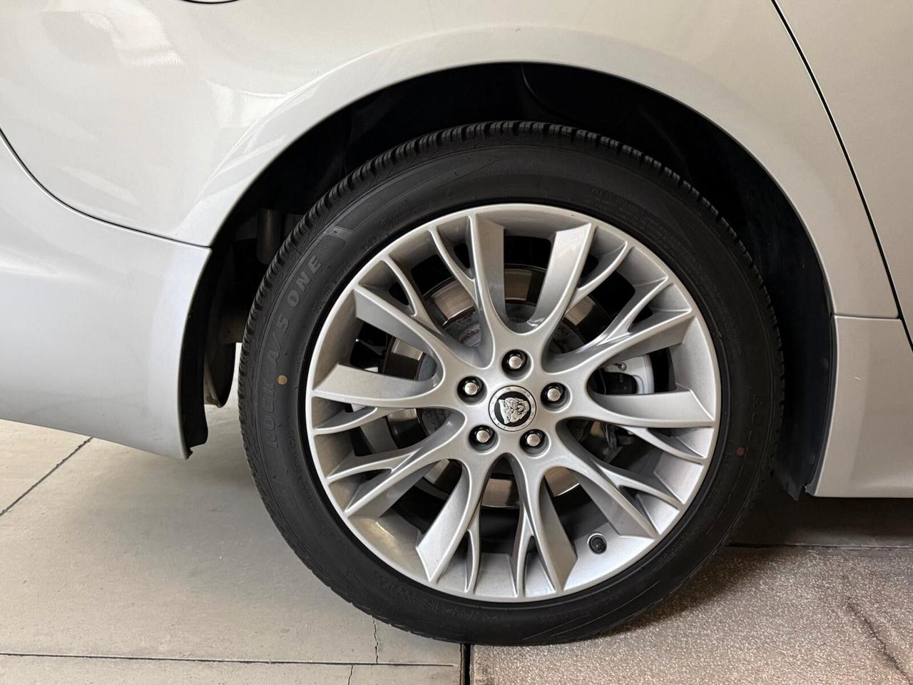 Jaguar XF 2.2 D 190 CV, IMPECCABILE