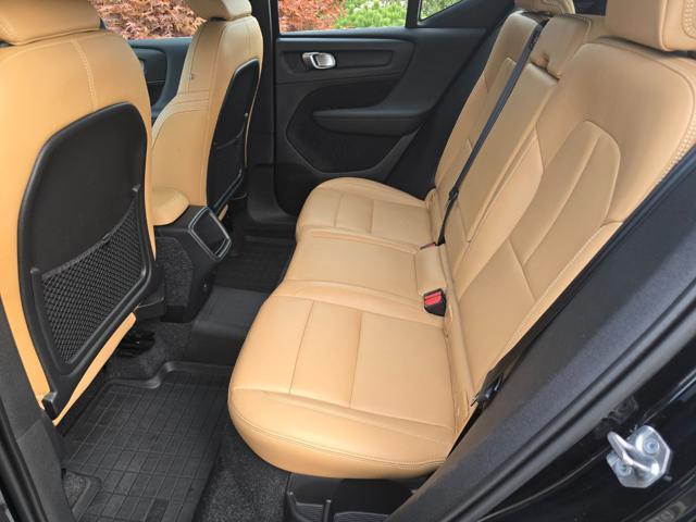 VOLVO XC40 D4 AWD Geartronic Inscription