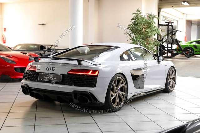 Audi R8 V10 PERFORMANCE|CARBOCERAMIC|B&O|BLACK LOOK|SCARIC